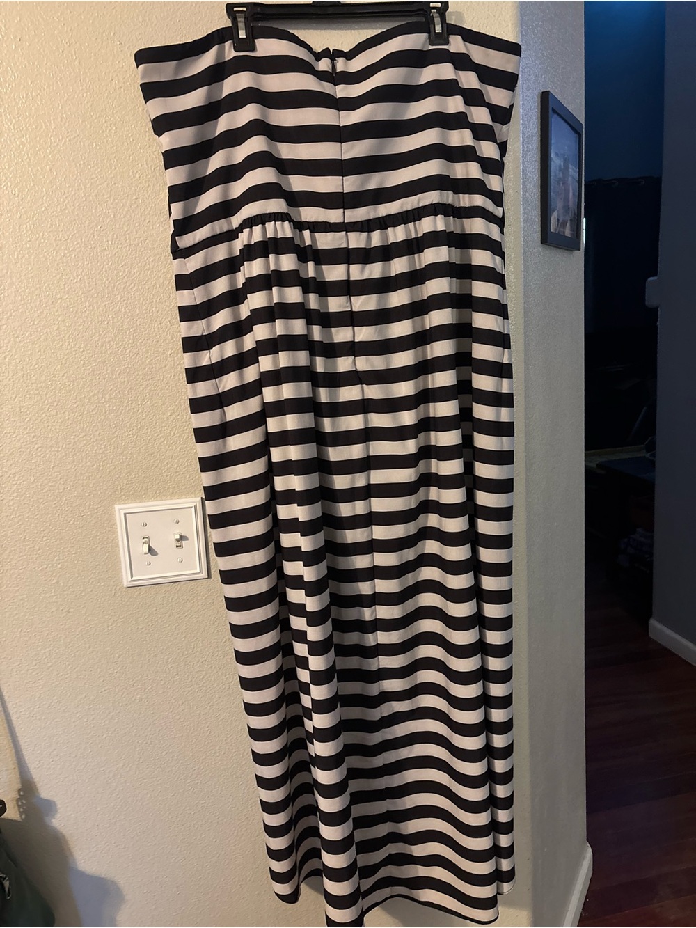 City Chic Striped Strapless Tulip Midi Dress Black & White Plus Size - Picture 2 of 5